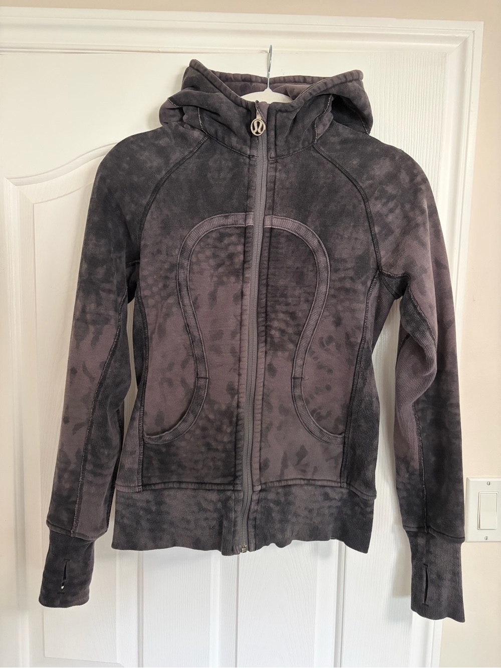 lululemon Scuba Hoodie “Black Snowy Owl” print